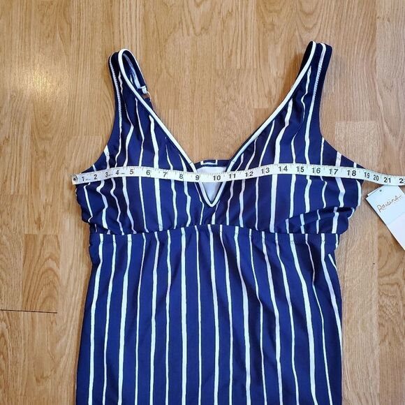 Raisins Curve Shore Thing Tanzania Tankini Top 18W - Picture 8 of 11